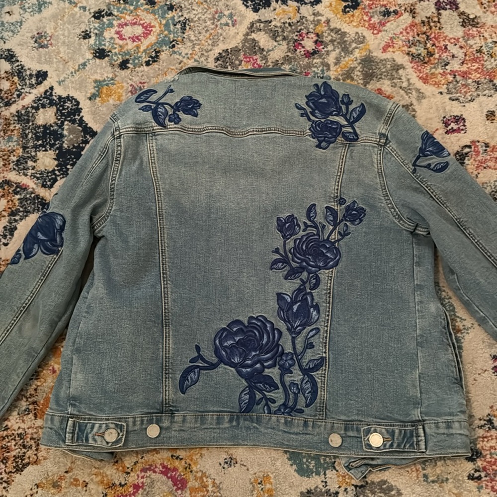 BlankNYC denim jacket - Picture 7 of 7